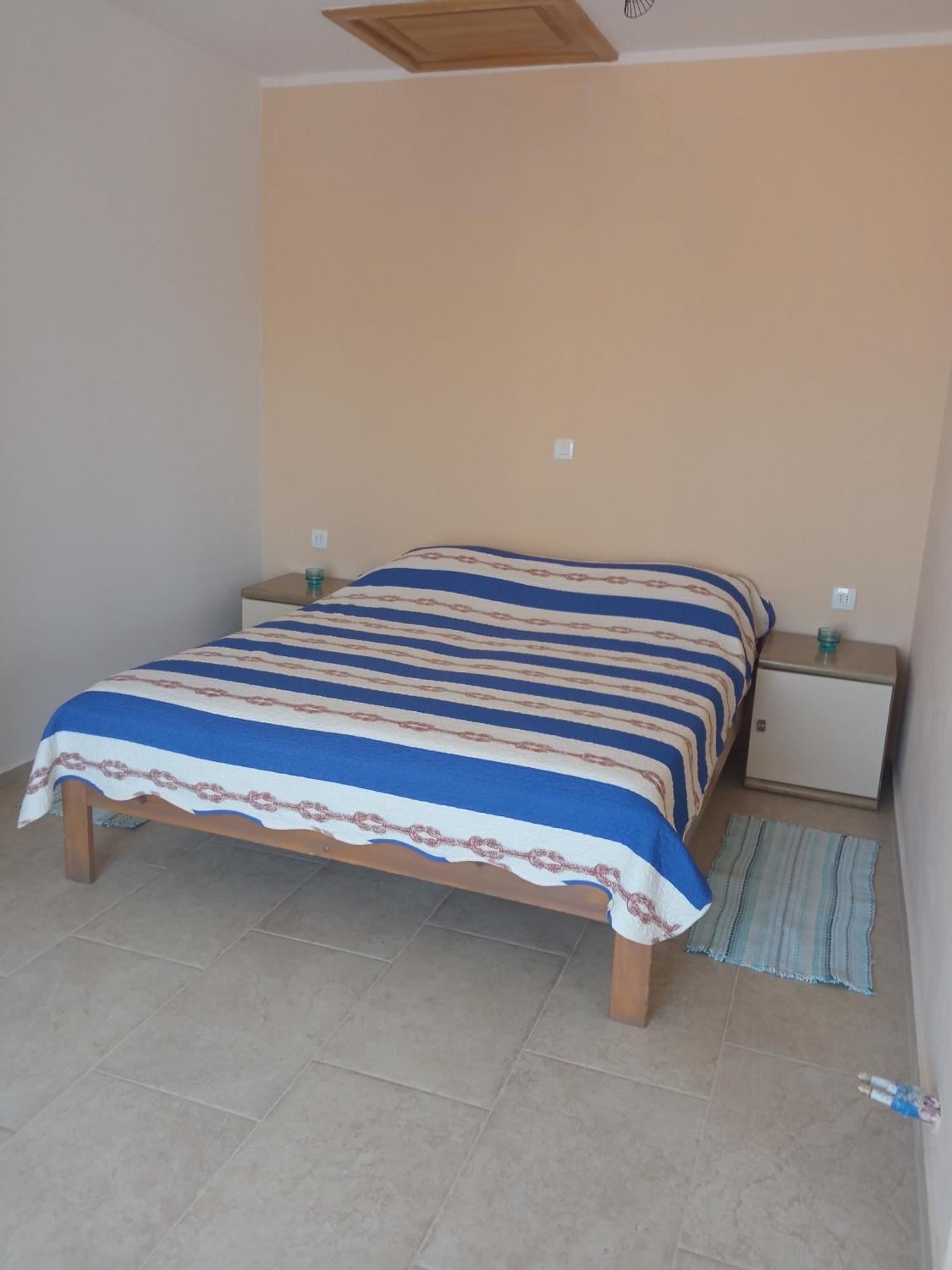 Marina Appartement Malinska Buitenkant foto